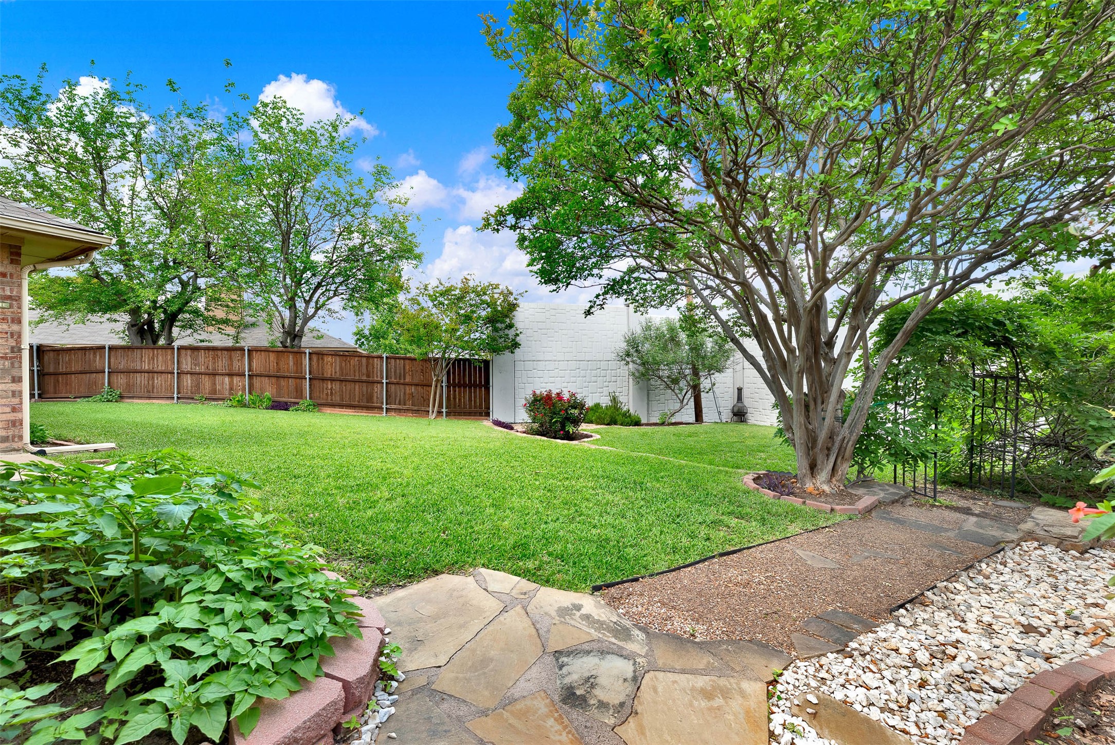 4509 Club Estate Place Mesquite TX 75150