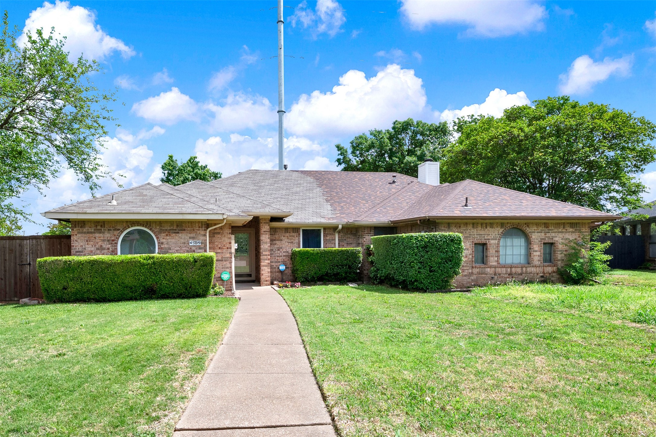 4509 Club Estate Place Mesquite TX 75150