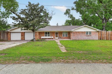 702 El Camino Real Chico TX 76431