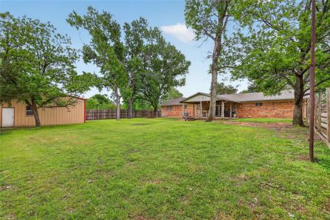 702 El Camino Real Chico TX 76431