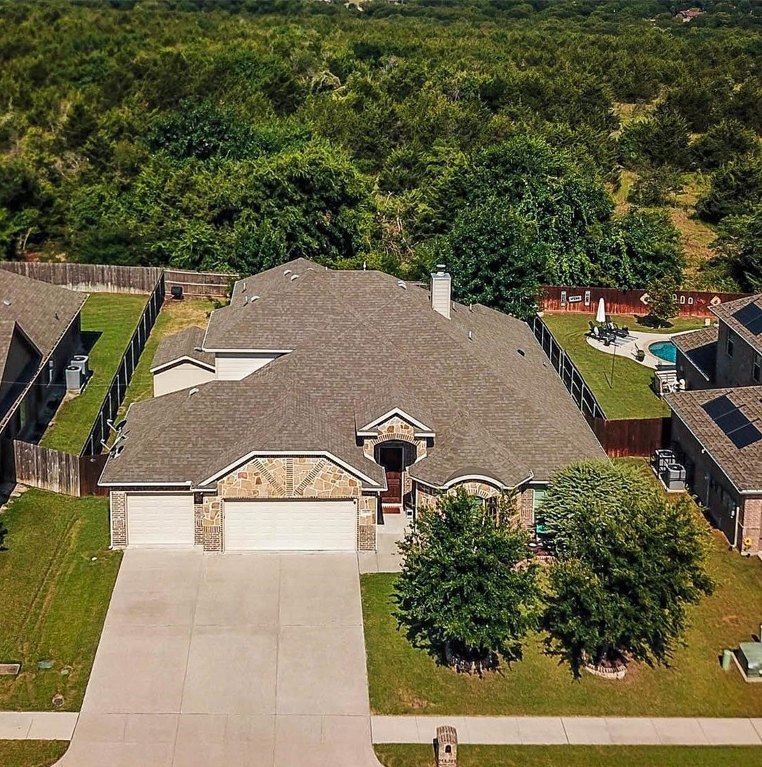 5809 Yellow Rose Court Midlothian TX 76065