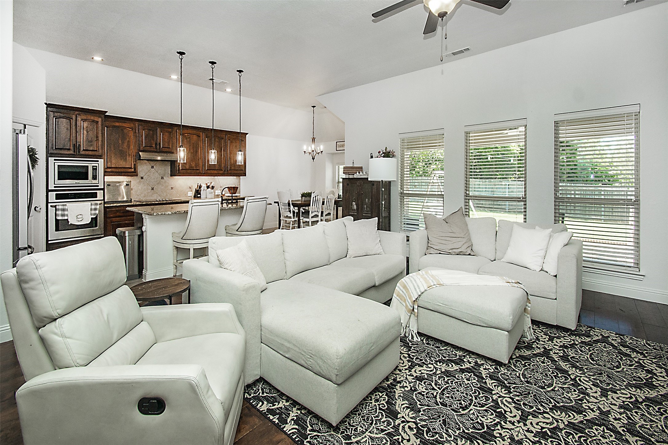5809 Yellow Rose Court Midlothian TX 76065