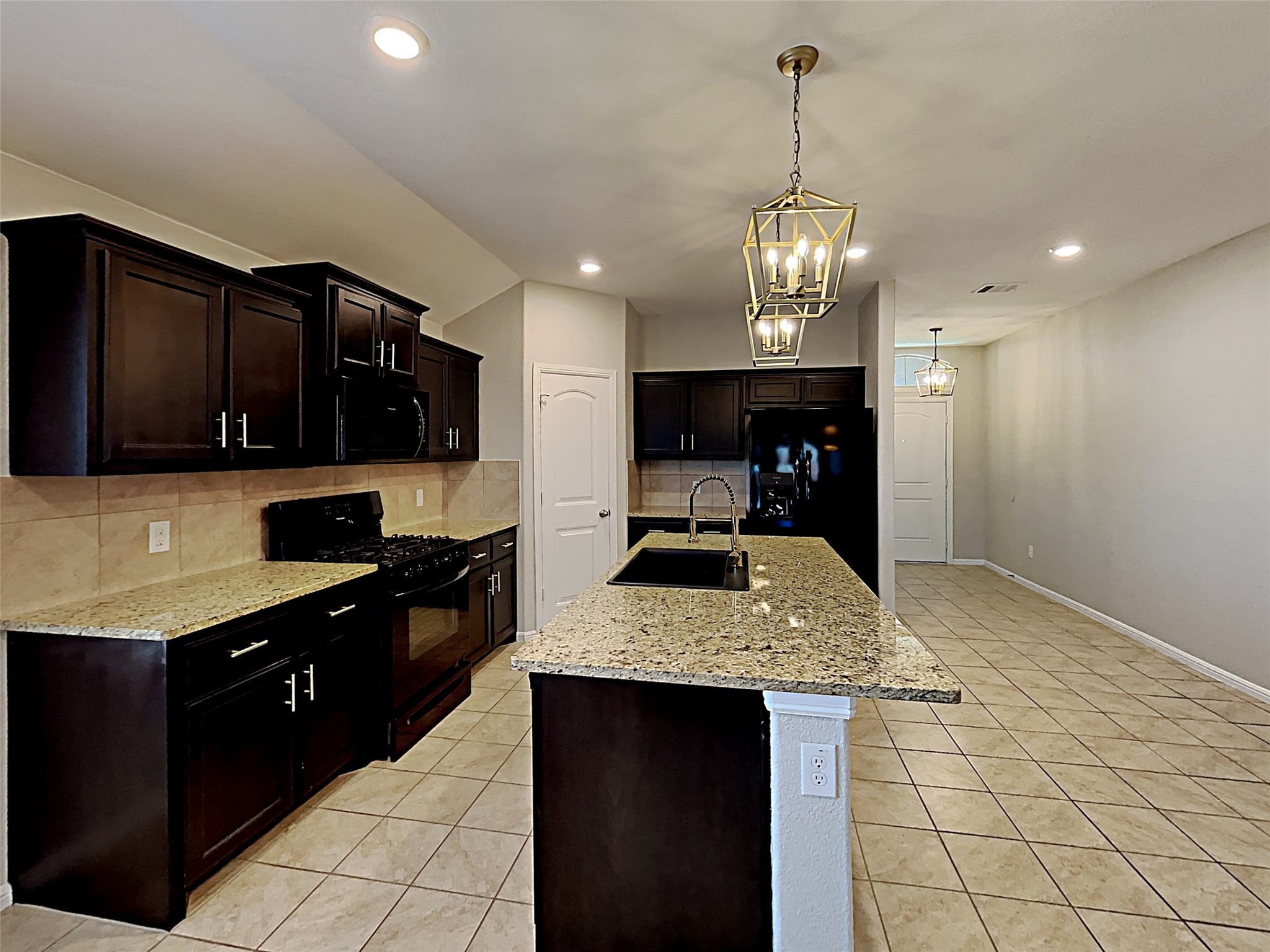 900 Walls Boulevard Crowley TX 76036