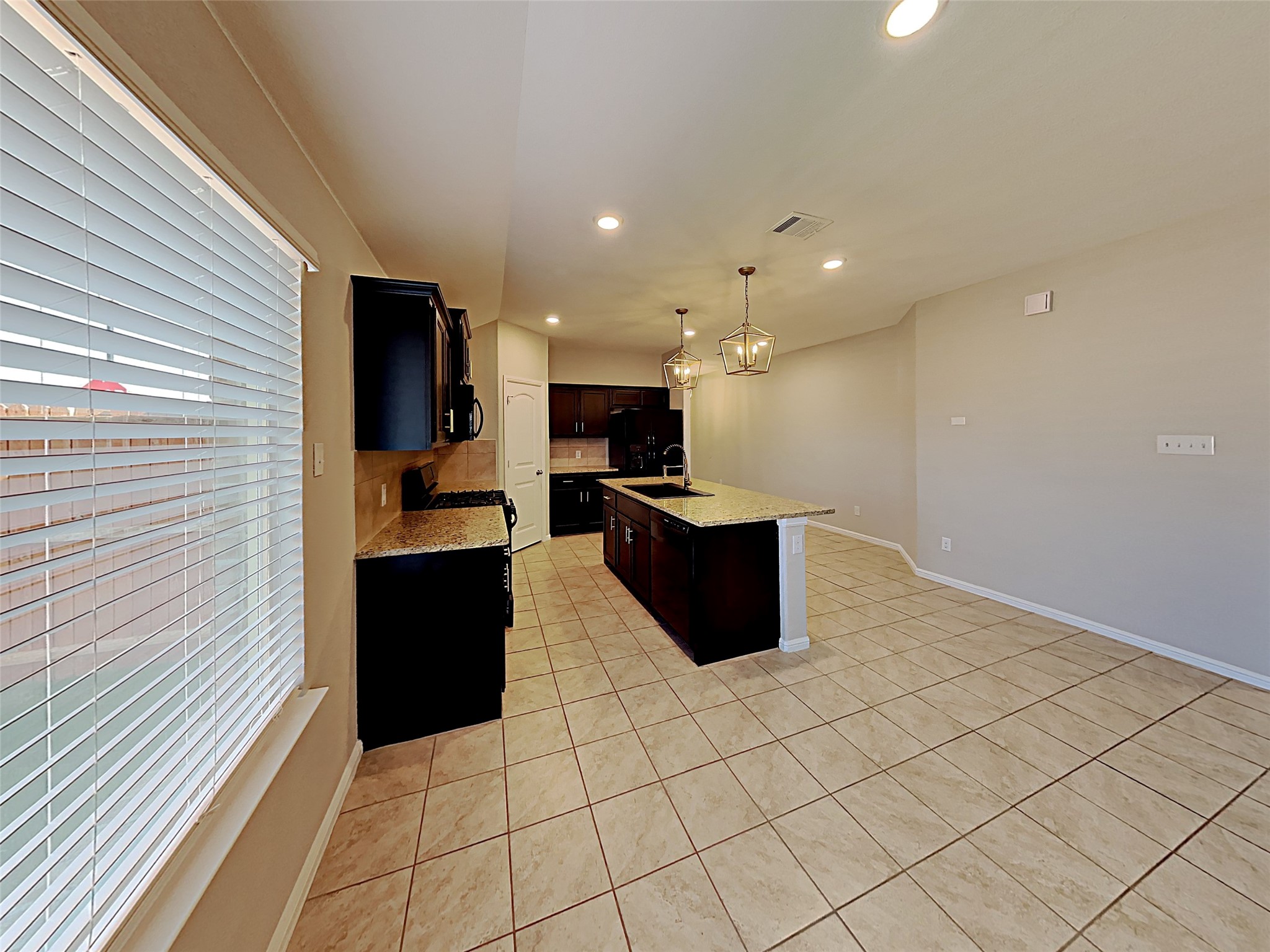900 Walls Boulevard Crowley TX 76036