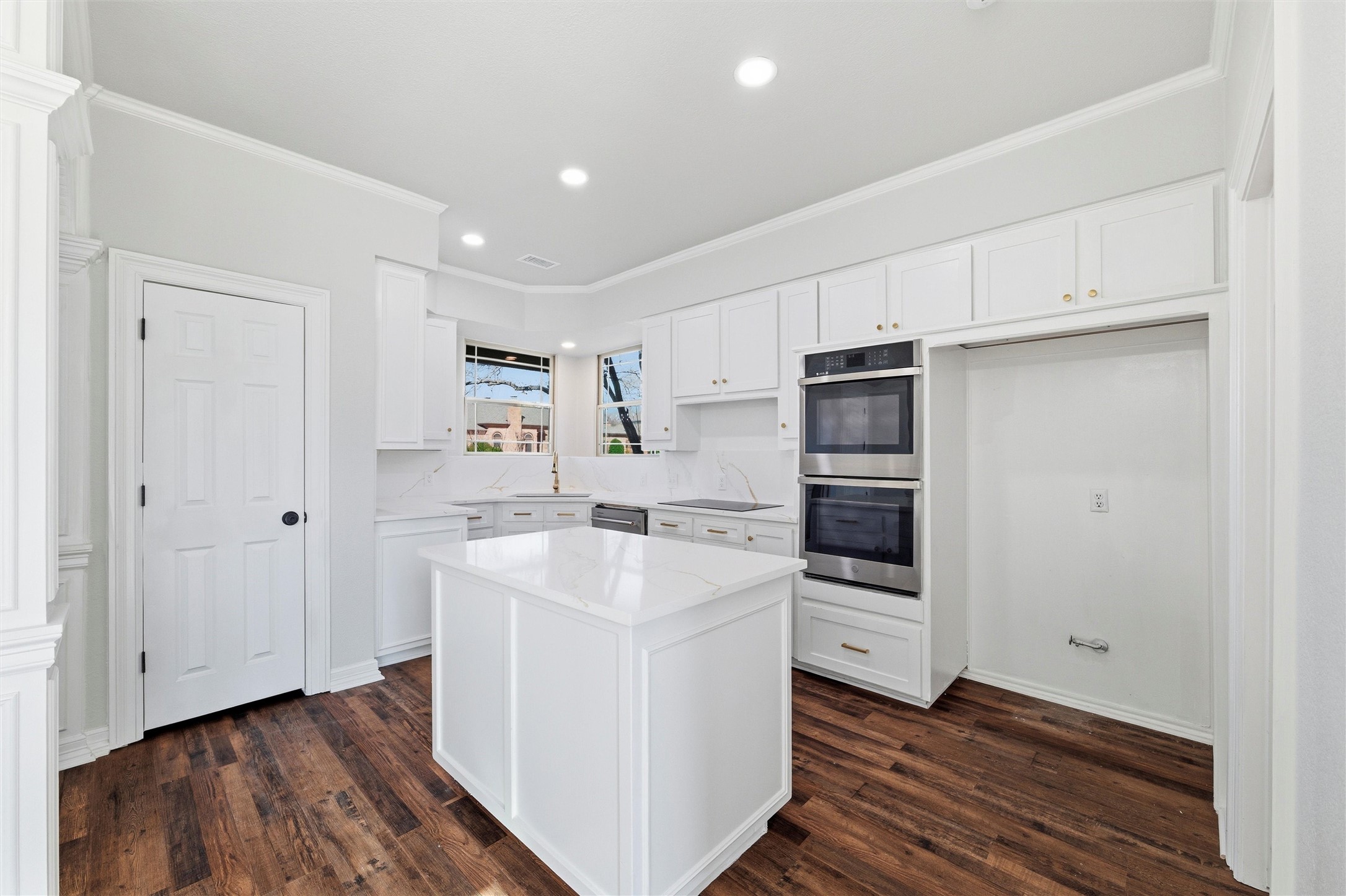 4705 Villa Vera Drive Arlington TX 76017