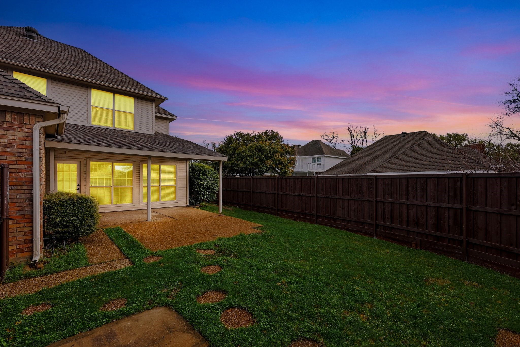 4350 Timberglen Road Dallas TX 75287