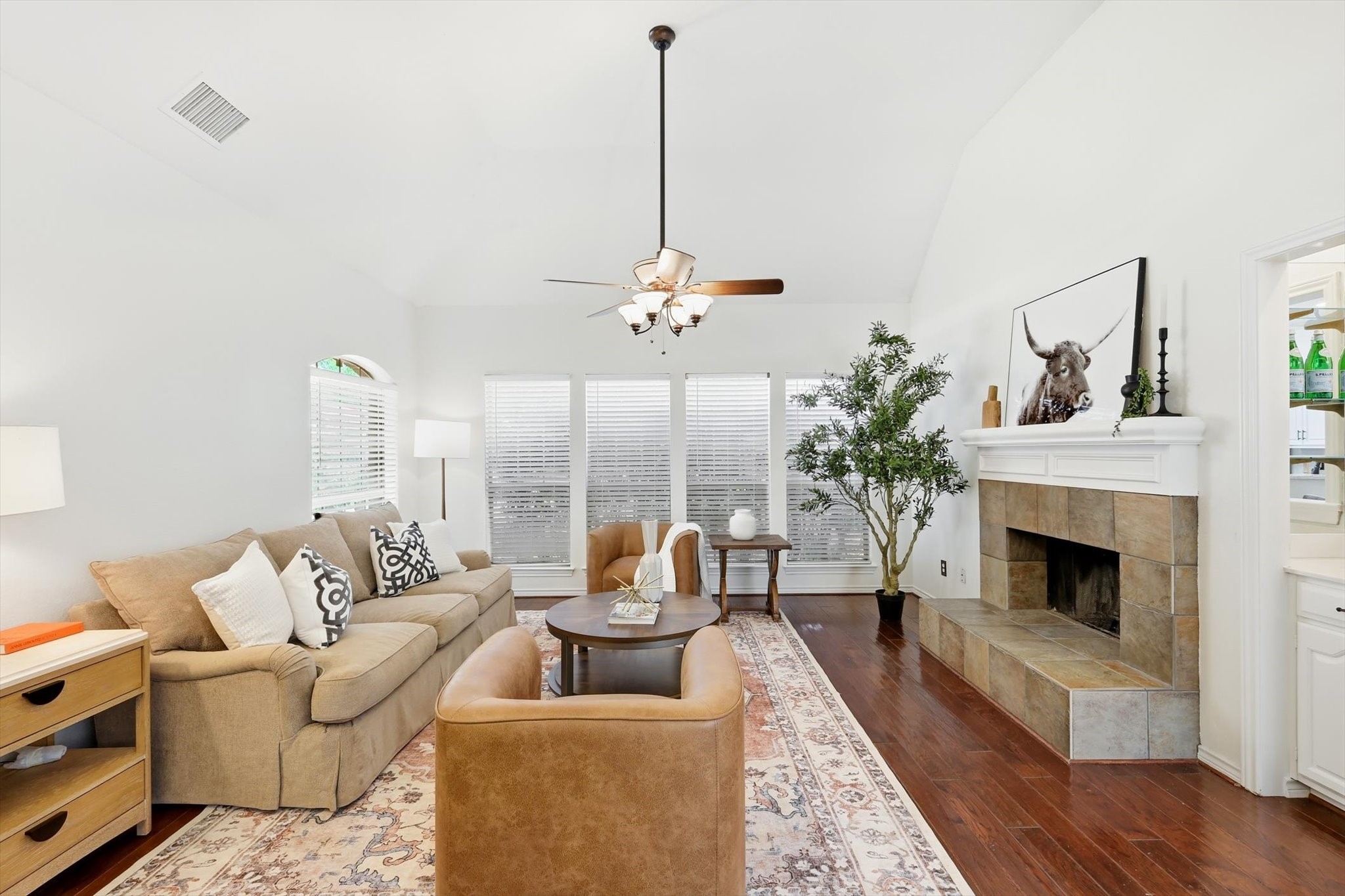 4350 Timberglen Road Dallas TX 75287