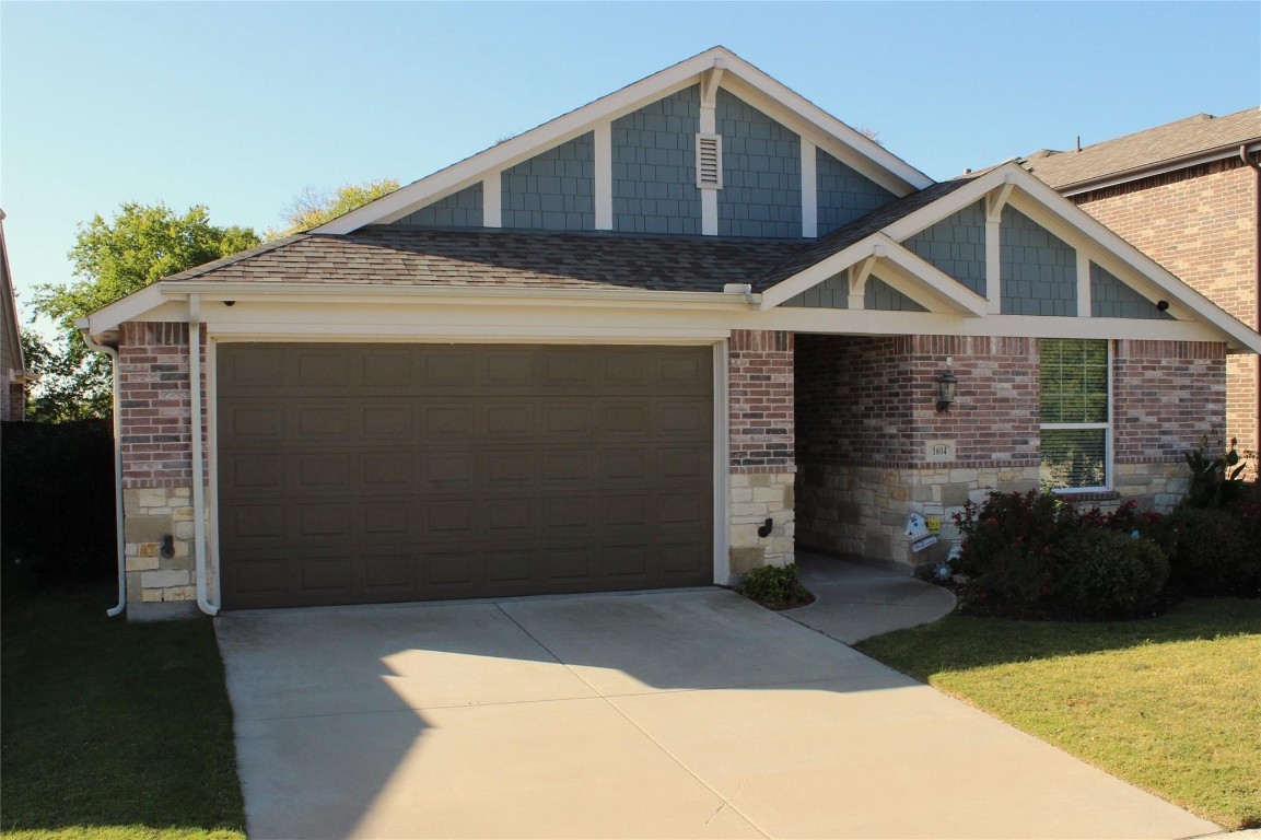 1604 Ridge Creek Lane Aubrey TX 76227