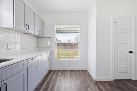 300 S 2nd Street Tehuacana TX 76686