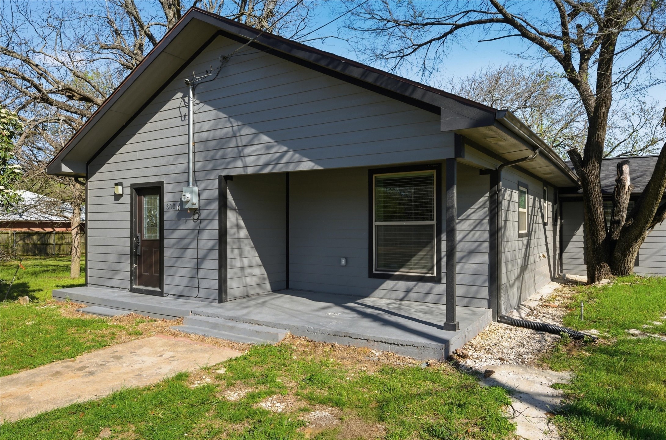 300 S 2nd Street Tehuacana TX 76686