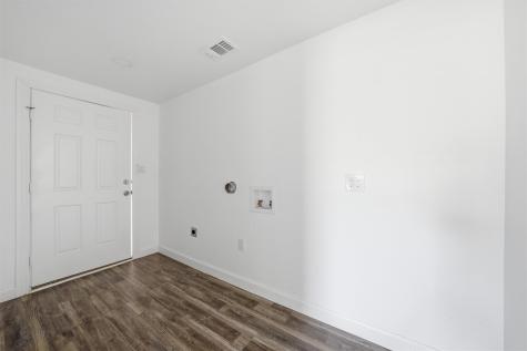 300 S 2nd Street Tehuacana TX 76686