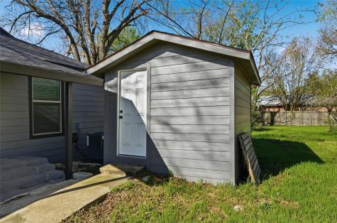 300 S 2nd Street Tehuacana TX 76686