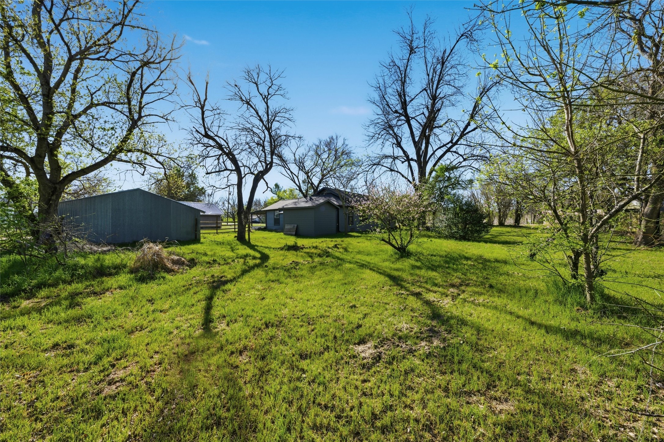 300 S 2nd Street Tehuacana TX 76686