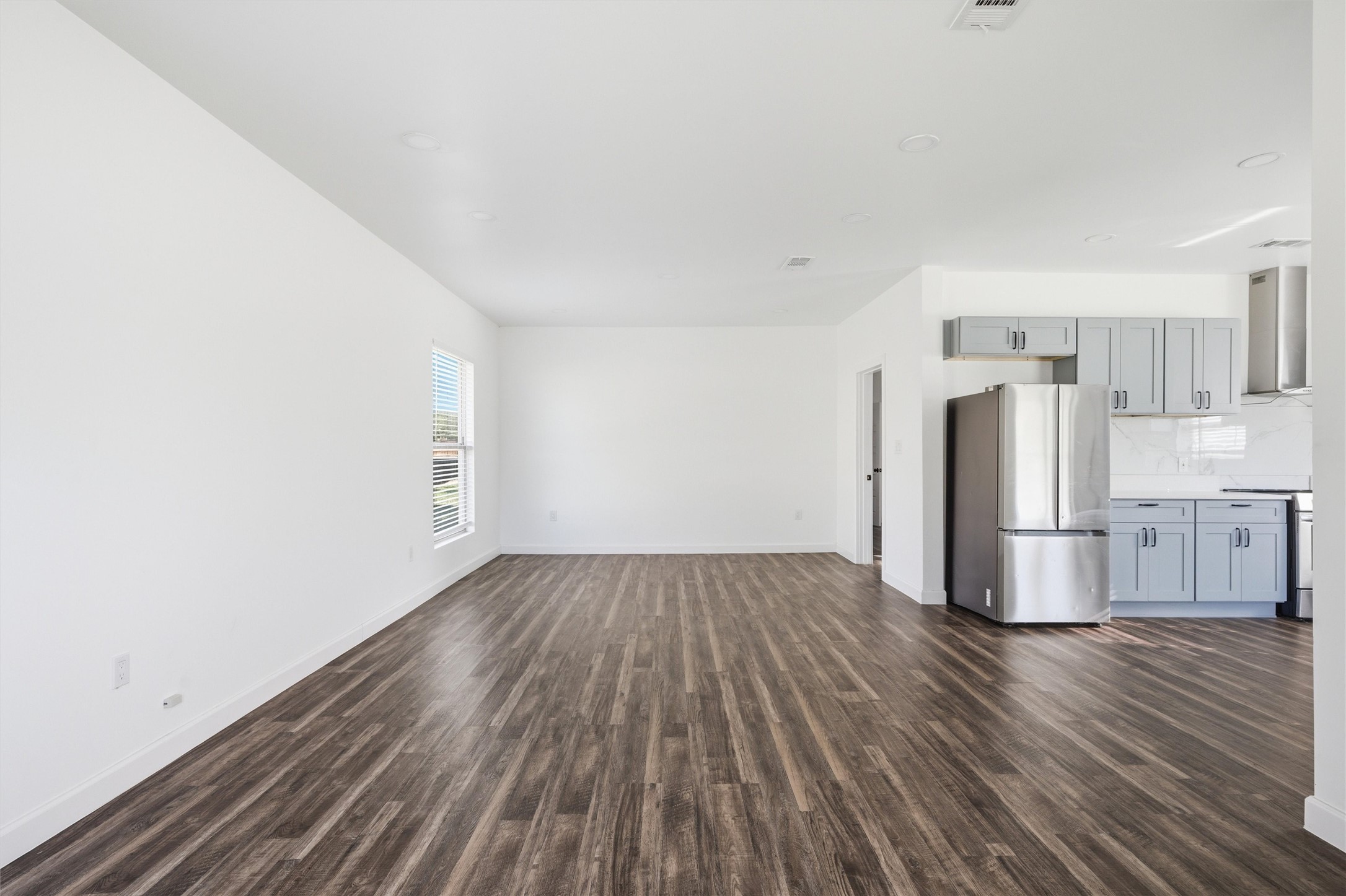 300 S 2nd Street Tehuacana TX 76686