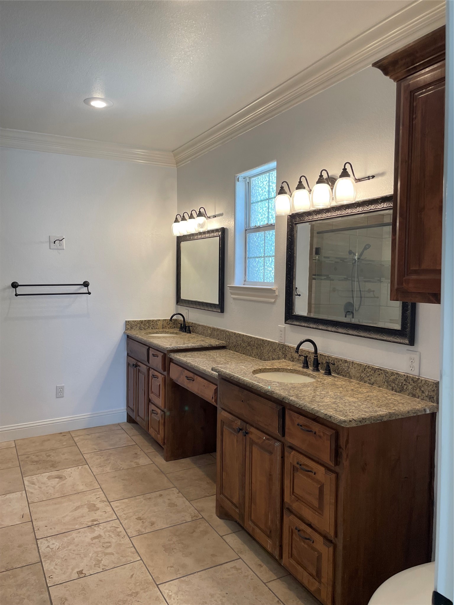 5122 S County Road 1183 Midland TX 79706