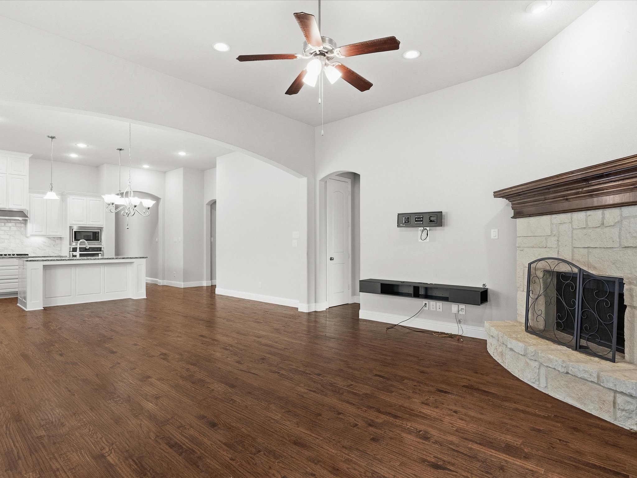 816 Pier Street Little Elm TX 76227
