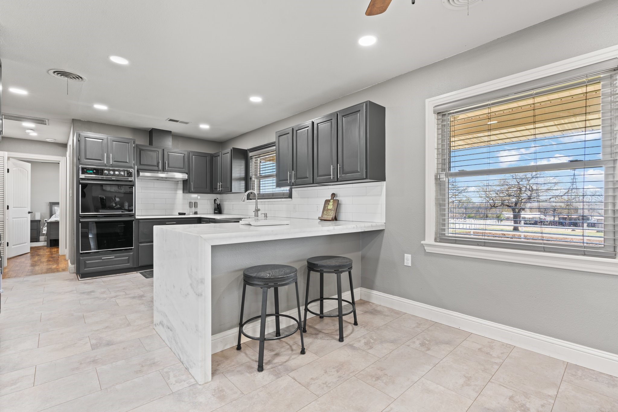 1641 E Henderson Street Cleburne TX 76031