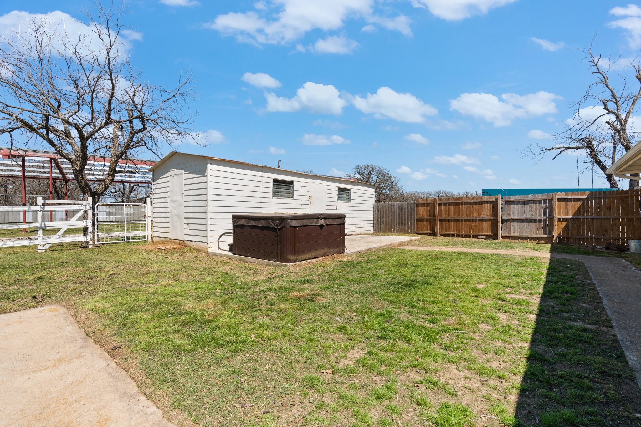 1641 E Henderson Street Cleburne TX 76031