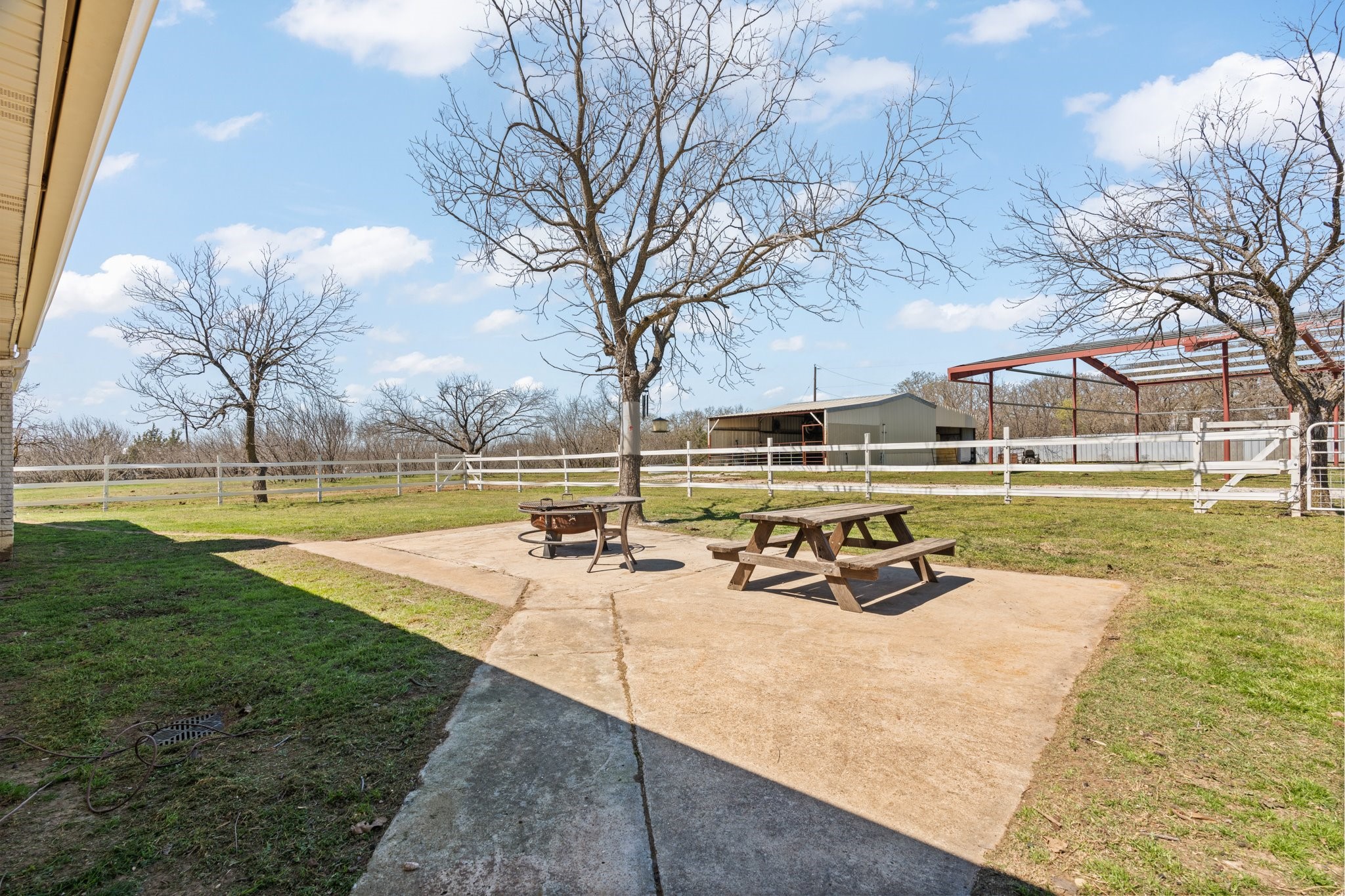 1641 E Henderson Street Cleburne TX 76031