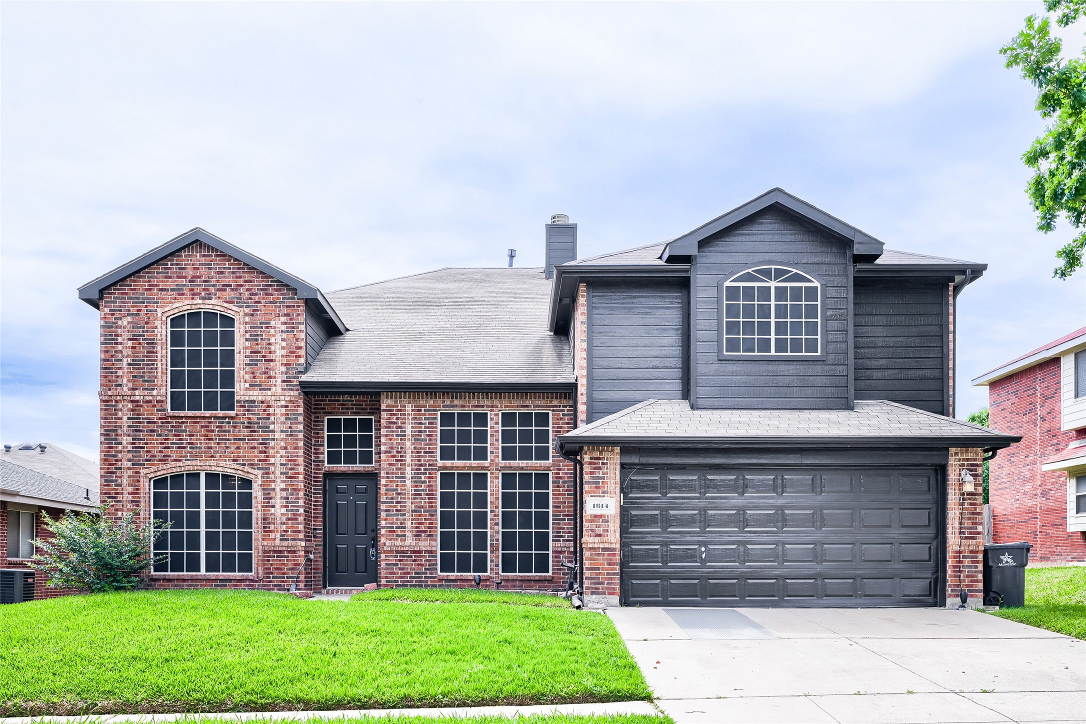 1614 Powder Horn Lane Arlington TX 76018