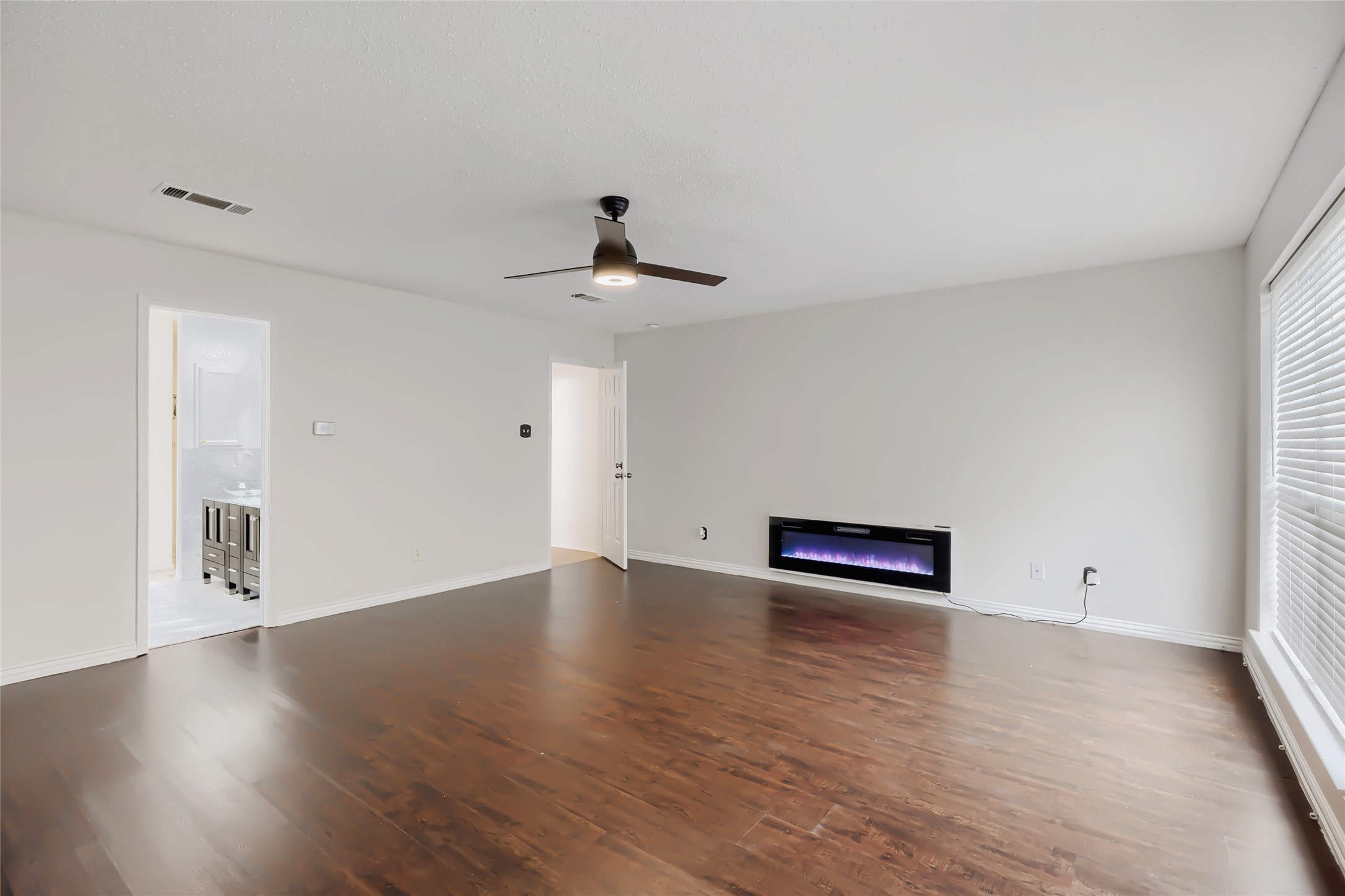 1614 Powder Horn Lane Arlington TX 76018