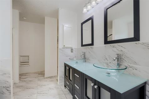 1614 Powder Horn Lane Arlington TX 76018