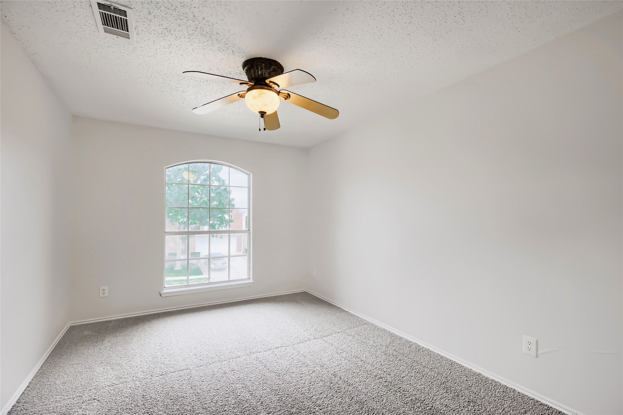 1614 Powder Horn Lane Arlington TX 76018
