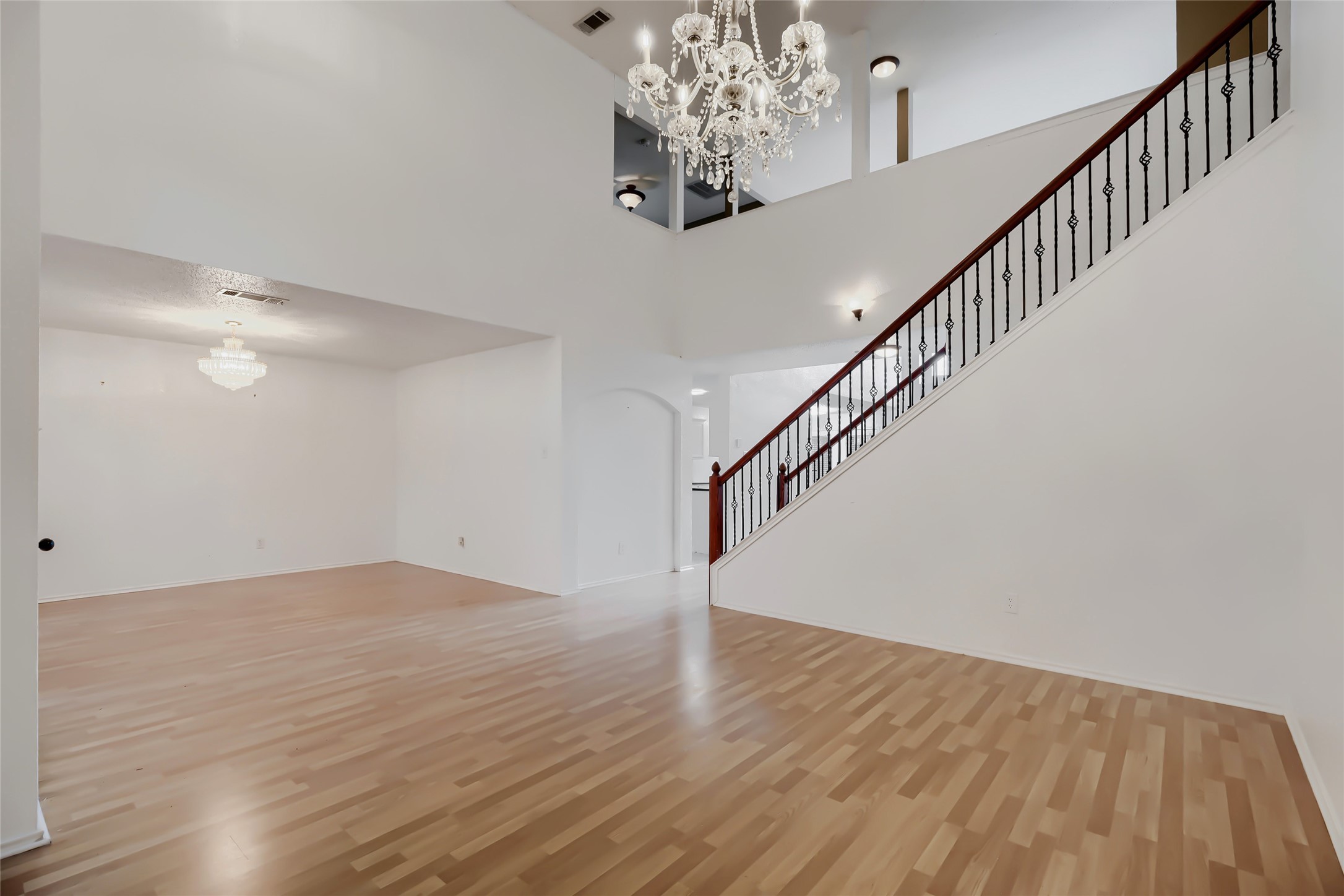 1614 Powder Horn Lane Arlington TX 76018