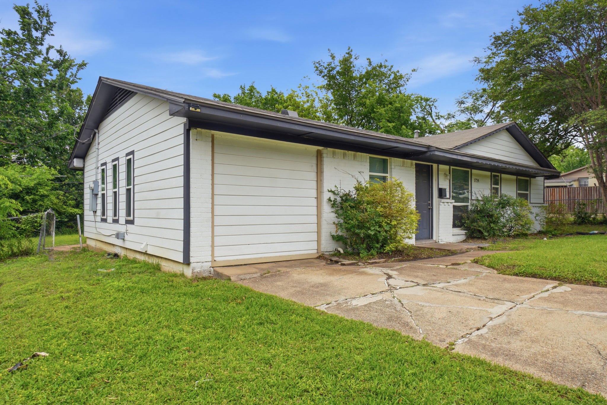 1724 Spring Lake Drive Mesquite TX 75149