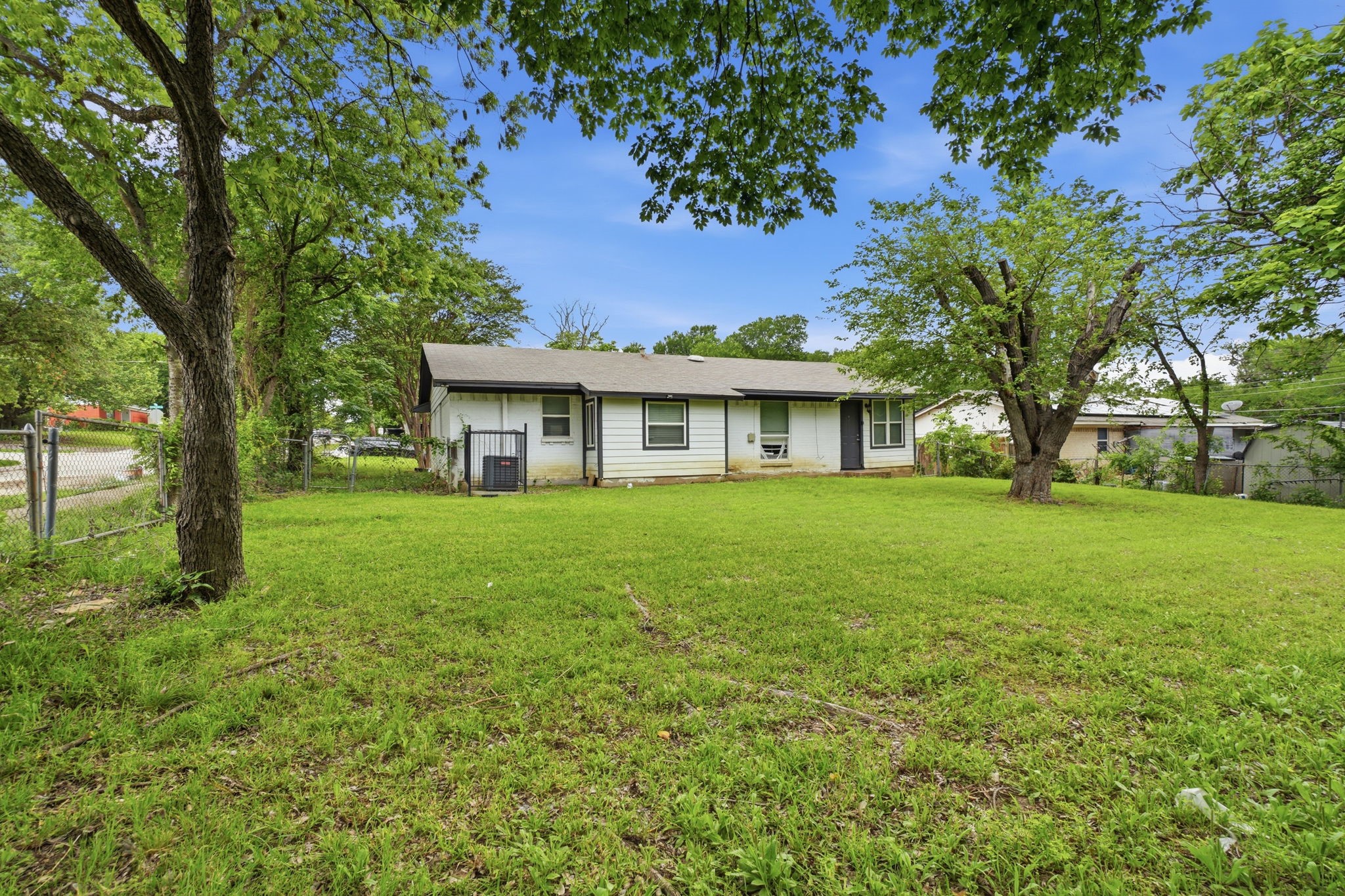1724 Spring Lake Drive Mesquite TX 75149