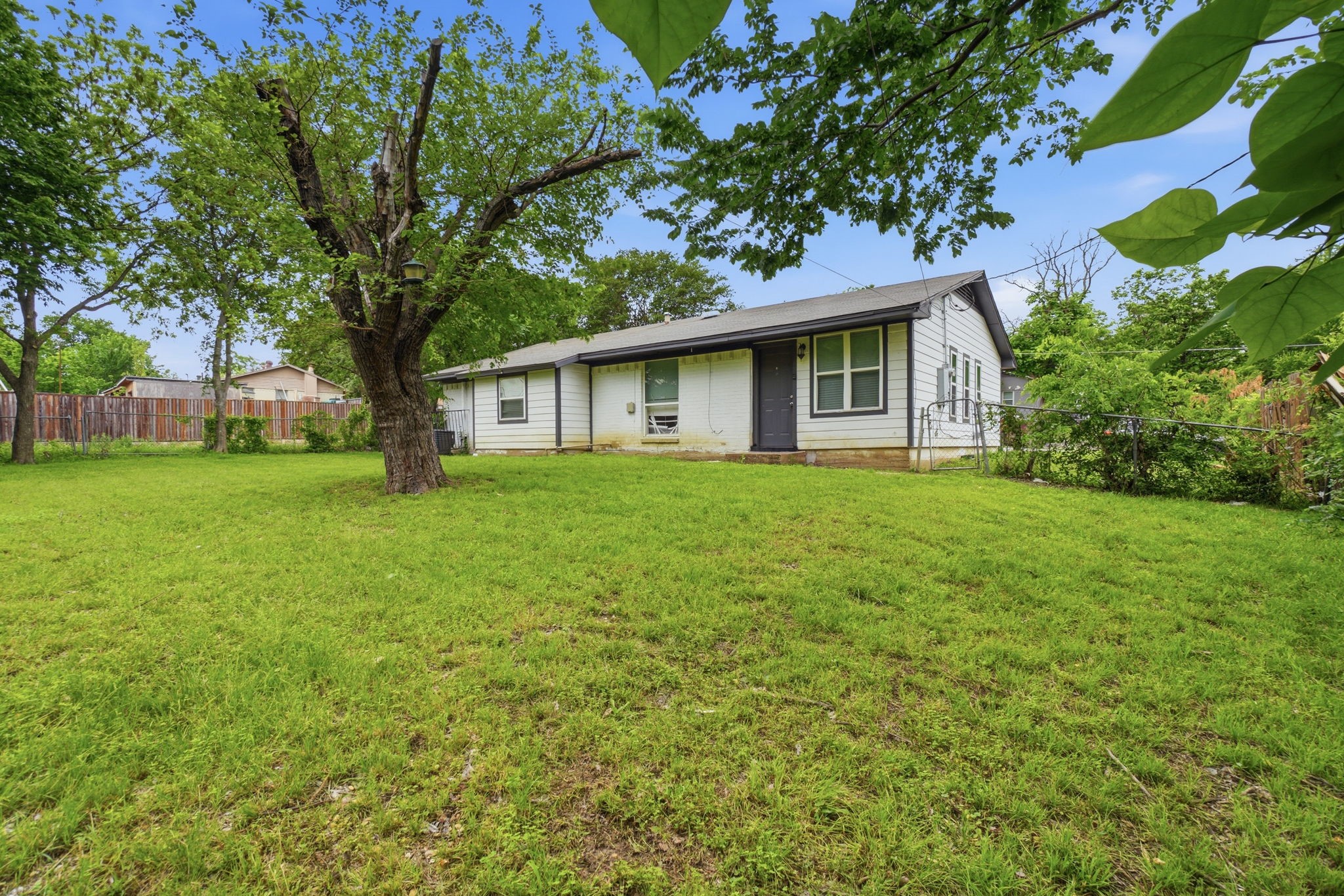 1724 Spring Lake Drive Mesquite TX 75149
