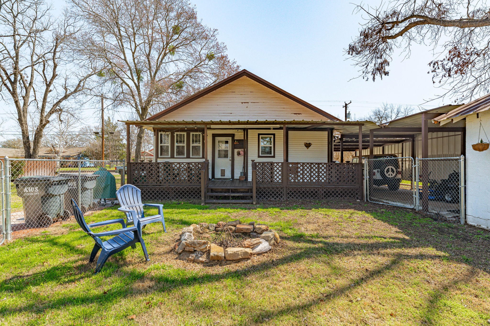 724 S Texas Street De Leon TX 76444