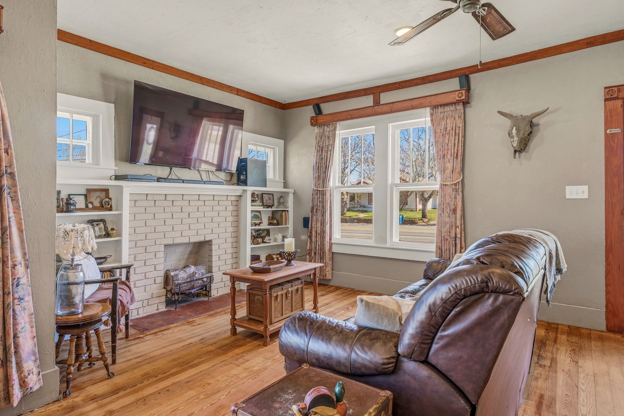 724 S Texas Street De Leon TX 76444