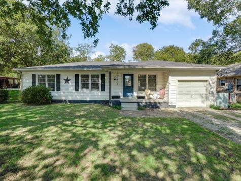 517 Pafford Street Justin TX 76247
