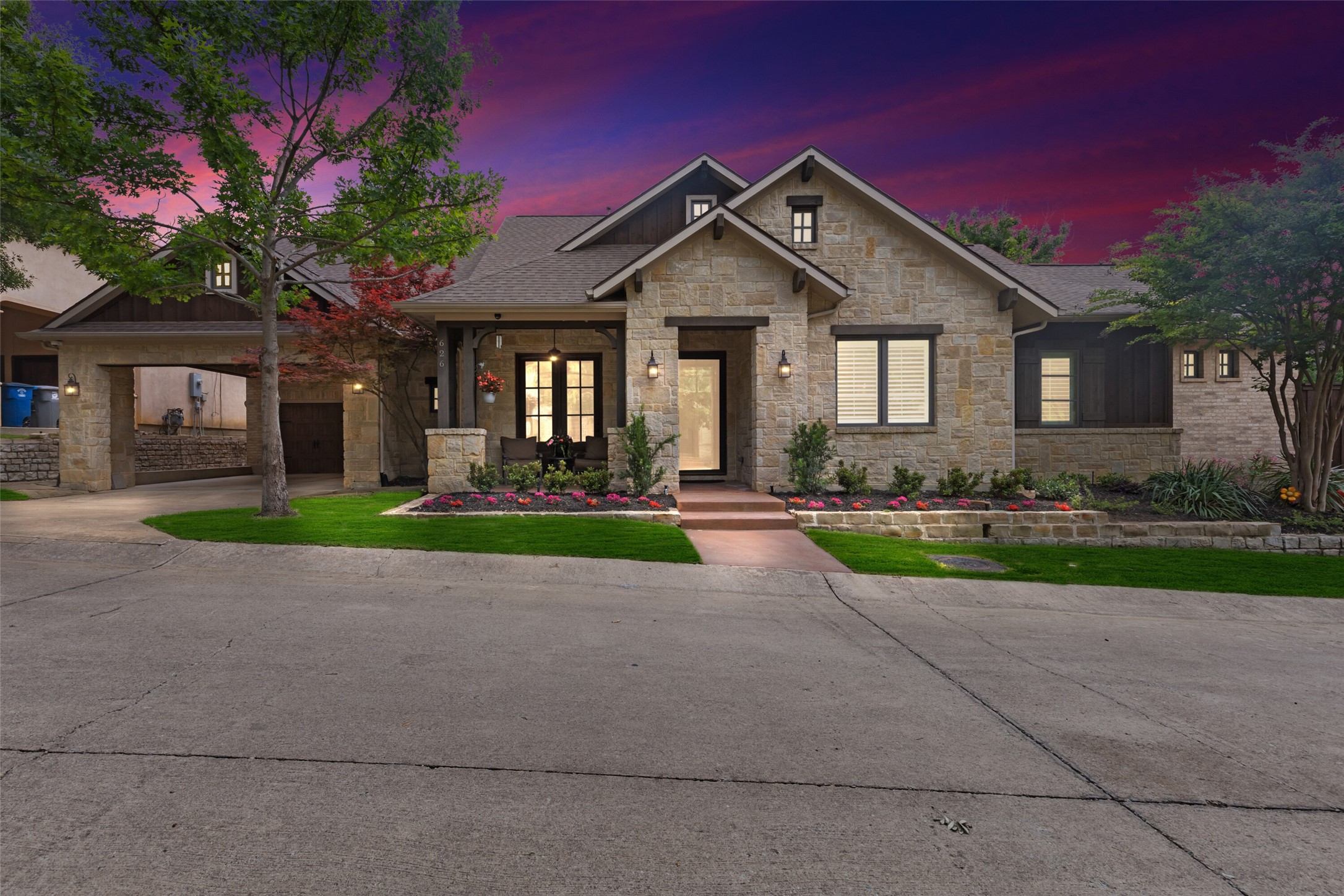 626 Kessler Springs Avenue Dallas TX 75208