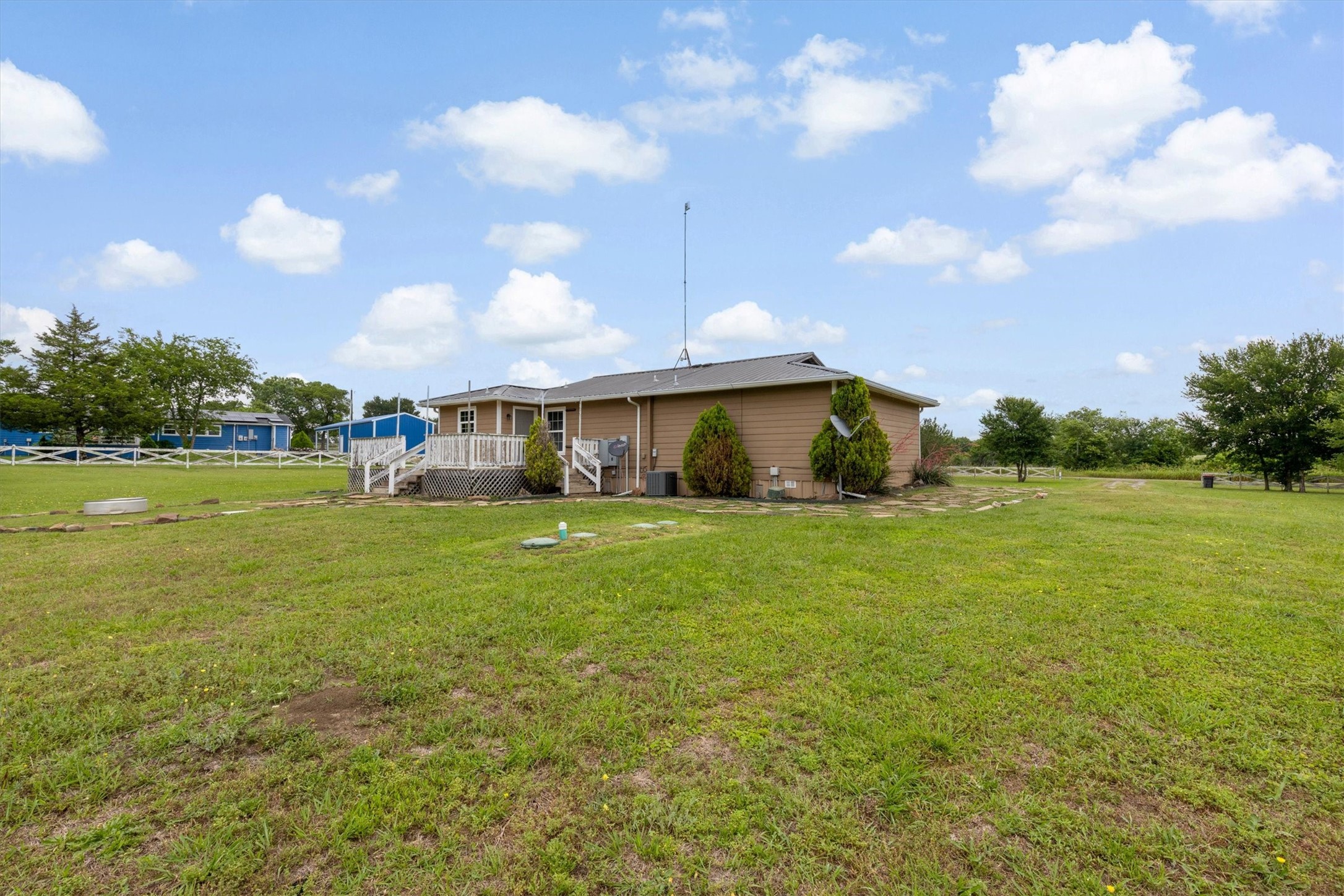 5732 Emilia Way Leonard TX 75452