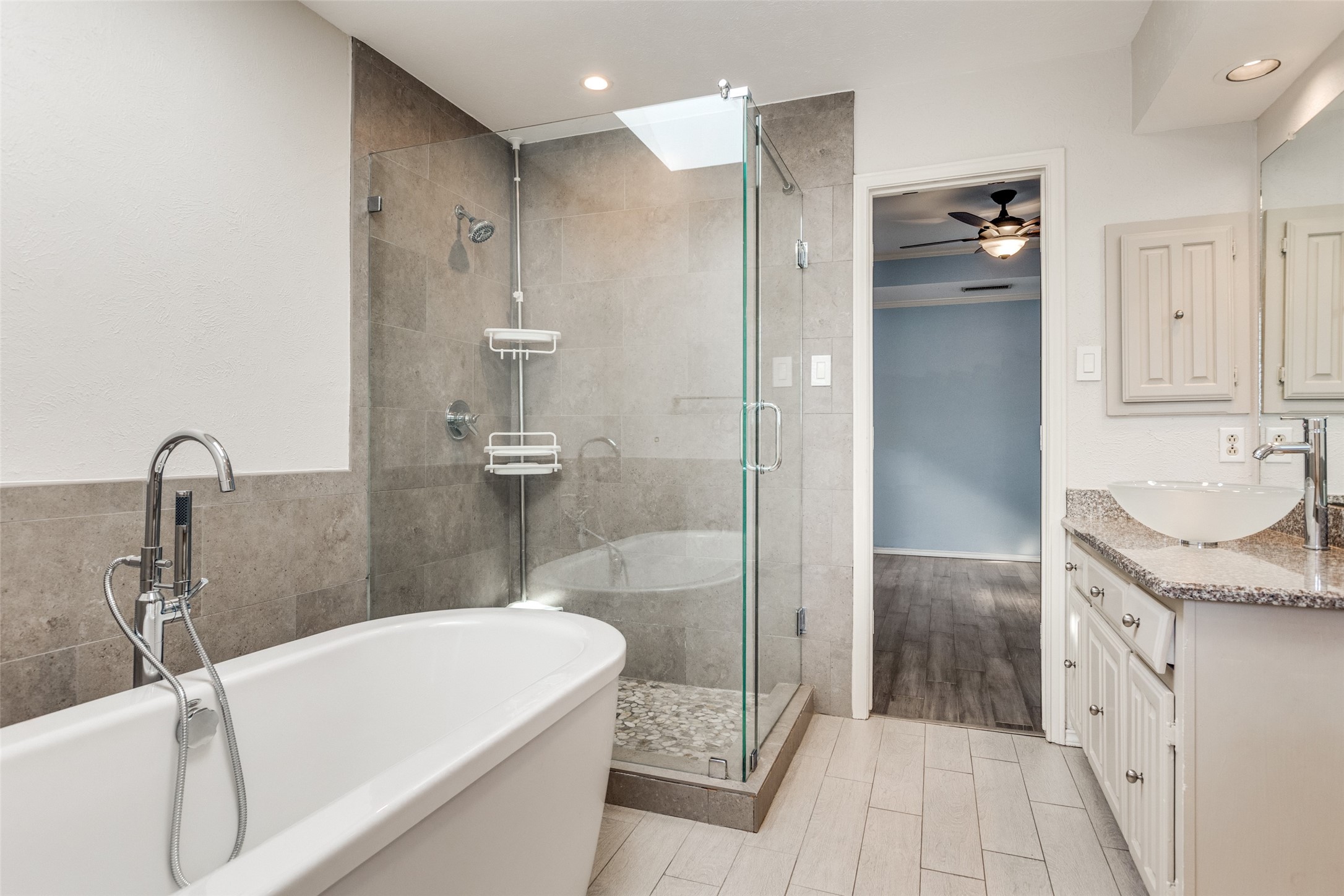 6604 Gretchen Lane Dallas TX 75252