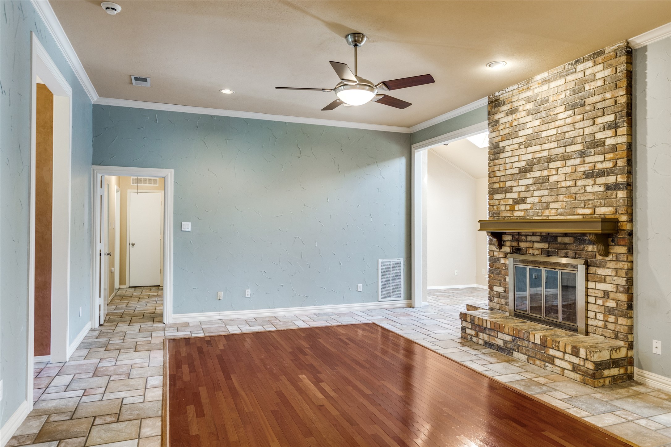 6604 Gretchen Lane Dallas TX 75252