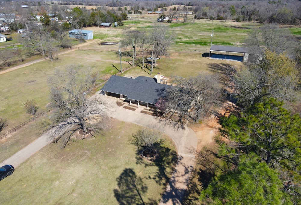 810 W Pine Street Winnsboro TX 75494