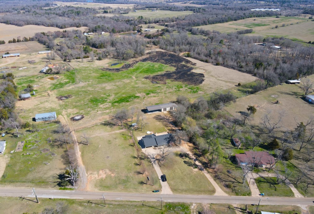 810 W Pine Street Winnsboro TX 75494
