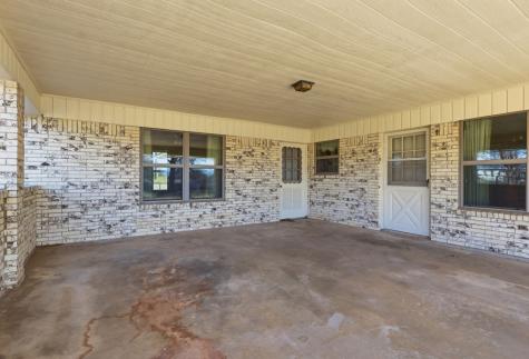 810 W Pine Street Winnsboro TX 75494
