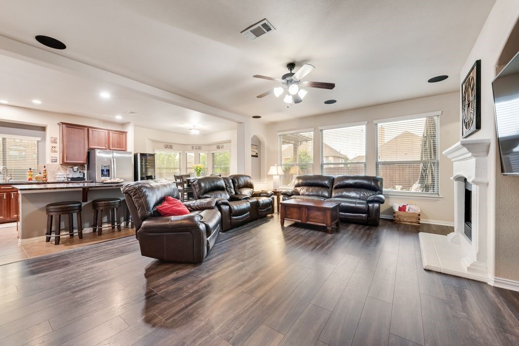 349 Enfield Drive Roanoke TX 76262