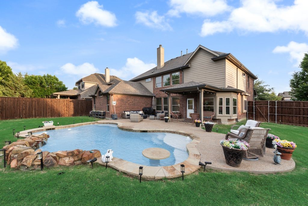 349 Enfield Drive Roanoke TX 76262
