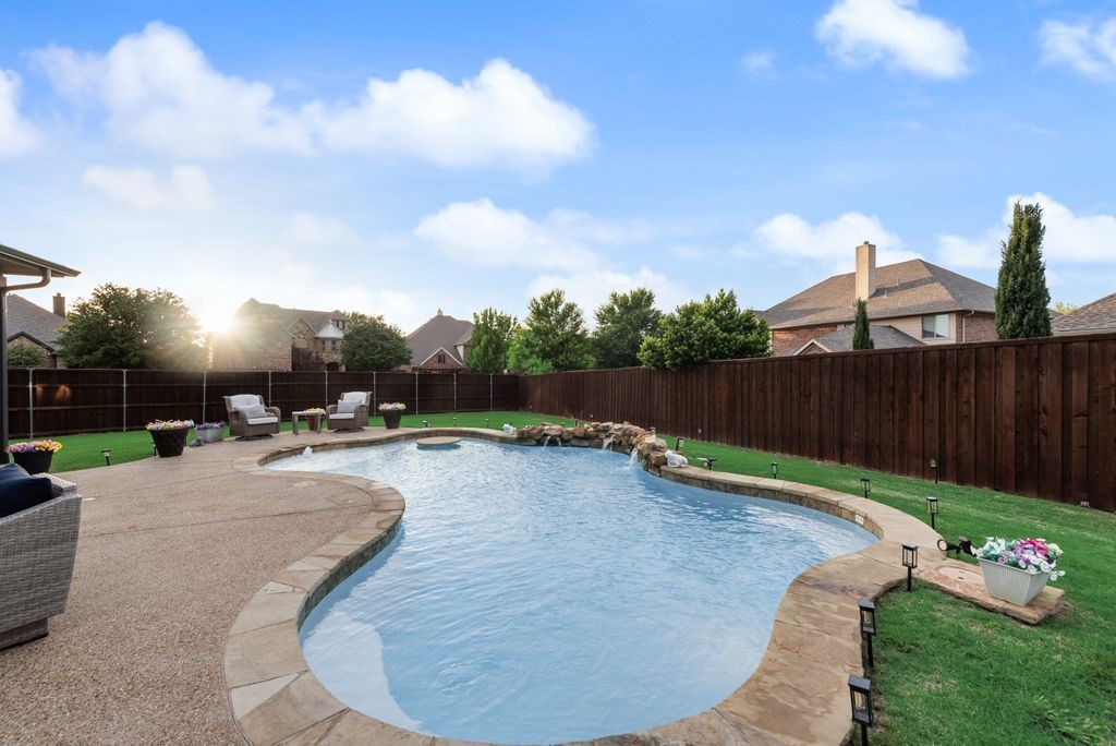 349 Enfield Drive Roanoke TX 76262