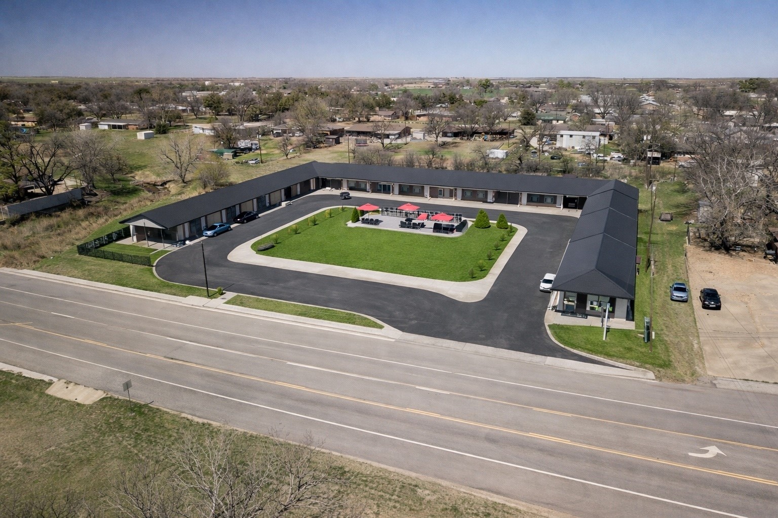 904 W California Street Seymour TX 76380