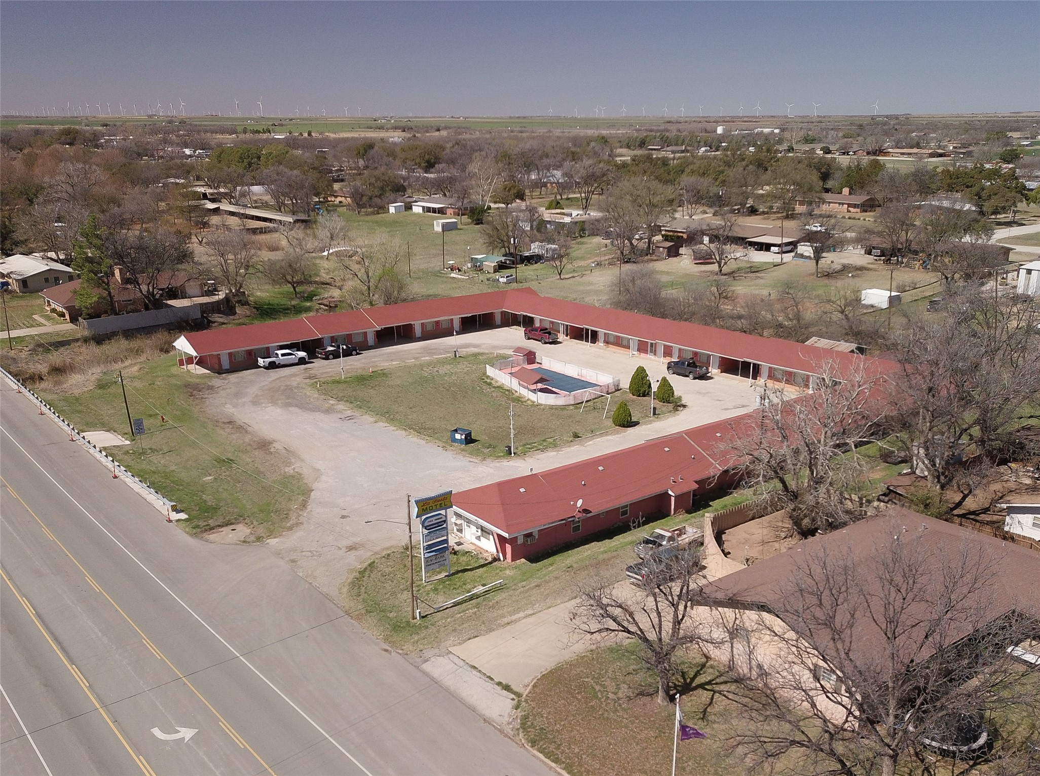 904 W California Street Seymour TX 76380