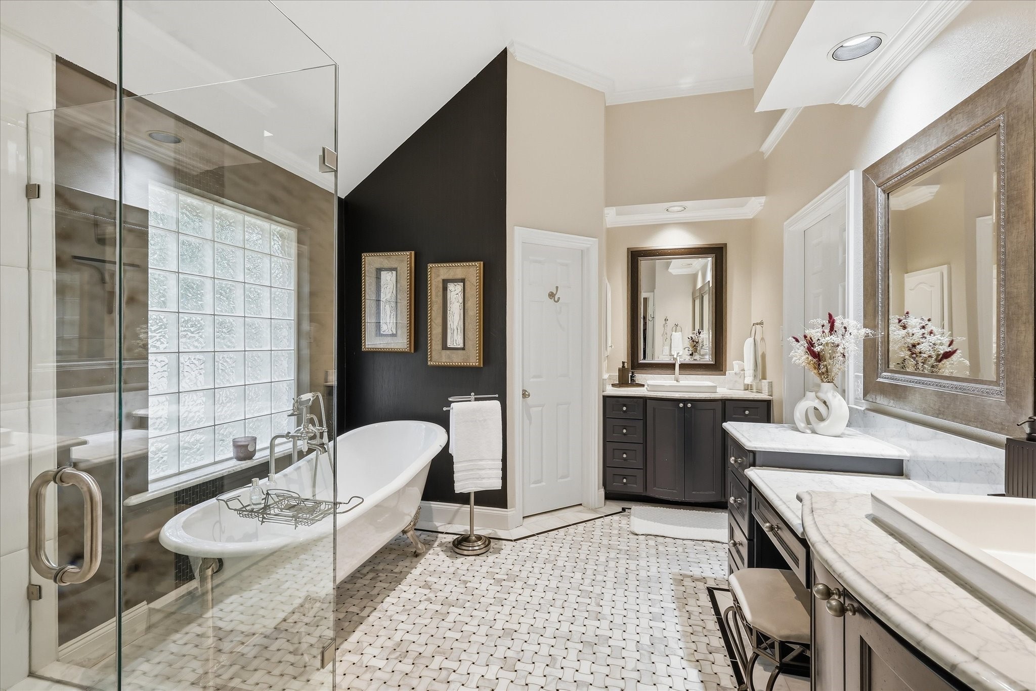 1820 Doubletree Trail Flower Mound TX 75028
