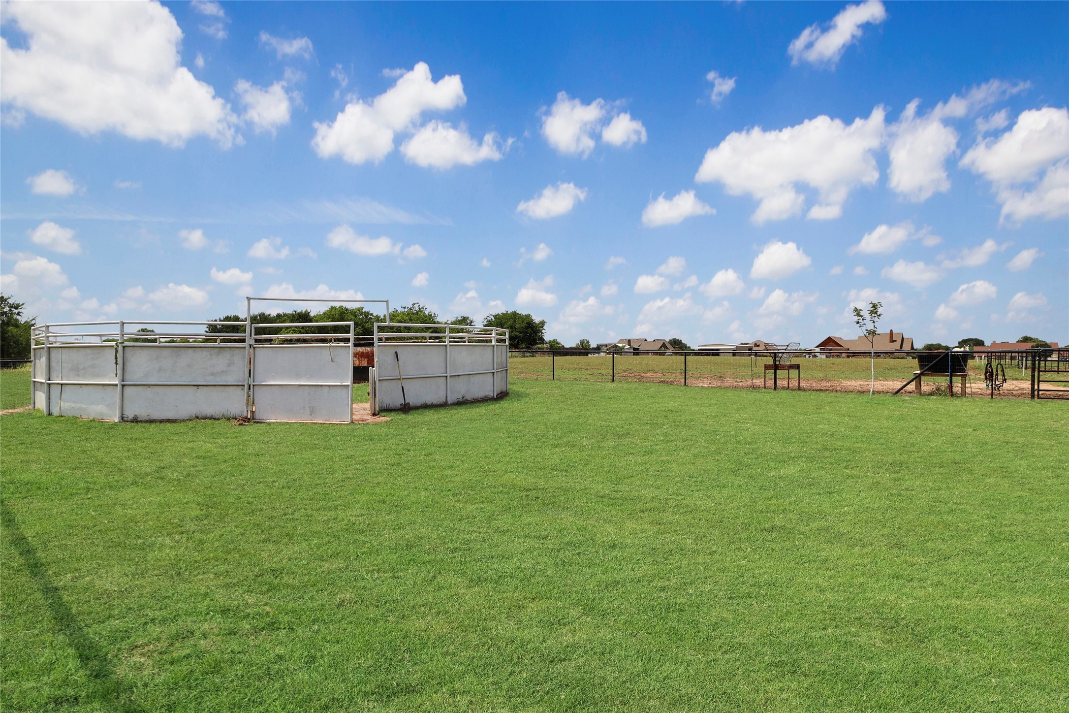 2408 Strader Road Dish TX 76247