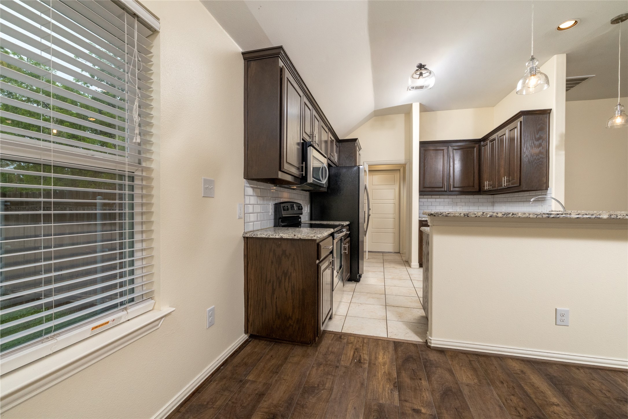 405 Kimbrough Road Azle TX 76020