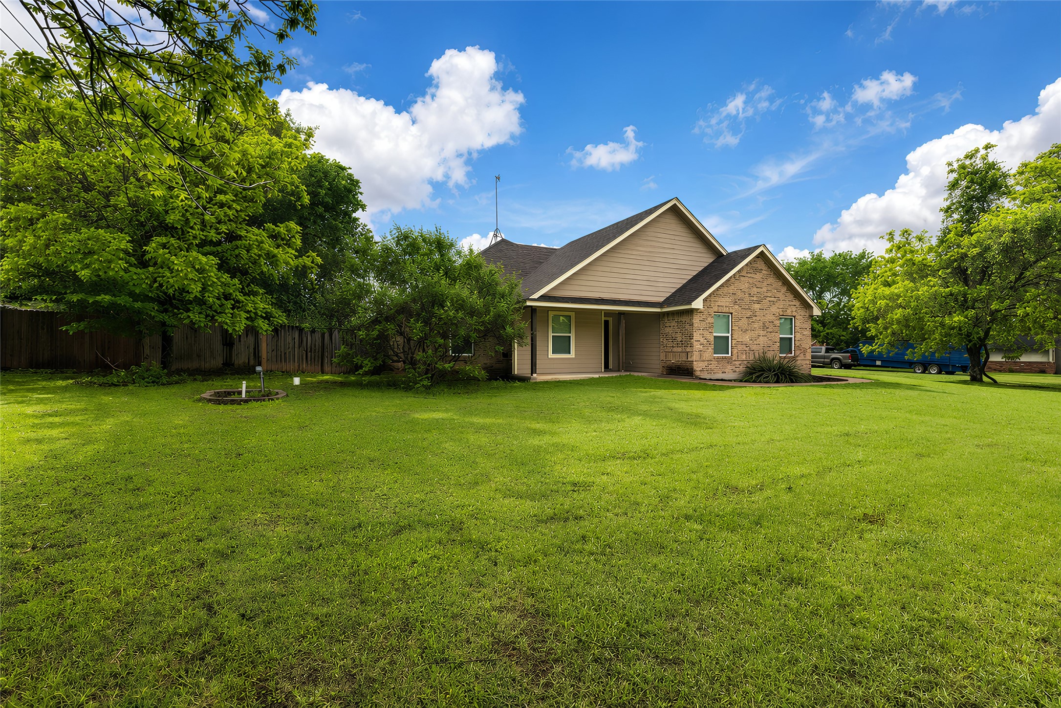 405 Kimbrough Road Azle TX 76020
